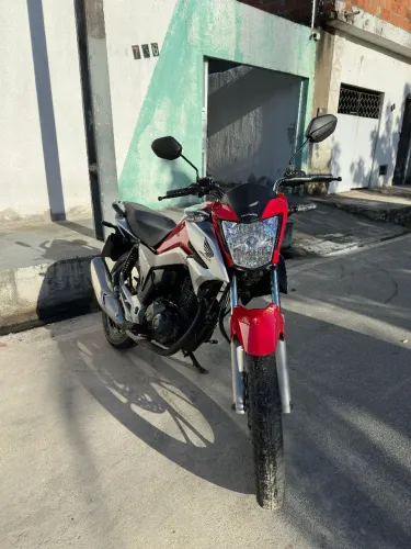 Vendo CG Titan 160 Único dono