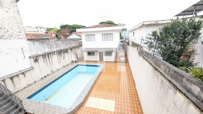 Sobrado a venda terreno 10X40 - 6 dormitórios, 6 vagas, piscina, edicula, quintal