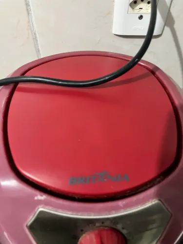 Air freyer Britânia funcionando perfeitamente