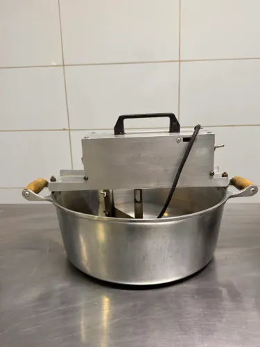 Panela mexedora