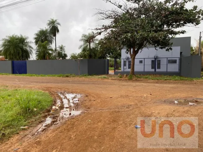 Imóvel comercial com galpão e terreno para venda ou locação em Campo Grande MS