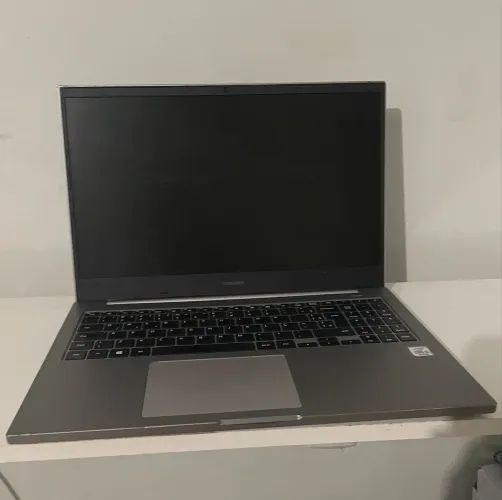 Notebook Samsung core i5 décima geração, 8gb ram 2 gb vídeo dedicado - 1449,00