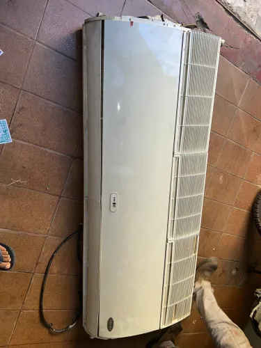 Vendo ar condicionado carrier 60 mil btus semi novo todo revisado só chegar e instalar