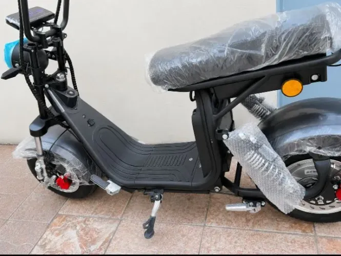 Scooter elétrica X11 1000w 32km h nunca usada ! A vista ou parcelado