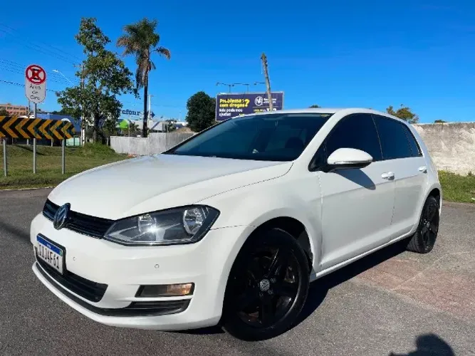 Volkswagen Golf Comfortline 1.0 TSI Total Flex Mec. 2017