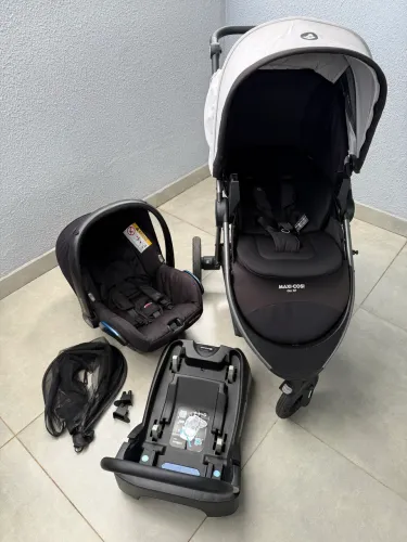 Vende-se Carrinho + Bebê Conforto + Base da marca Maxi-Cosi Gia XP (Travel System).