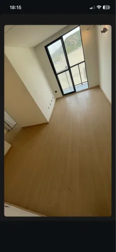 ESPECIALIZADO EM PISO LAMINADO, VINÍLICO E RODAPÉ