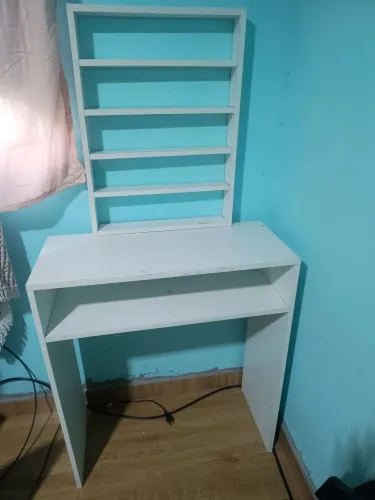 Mesa de manicure + suporte para esmalte