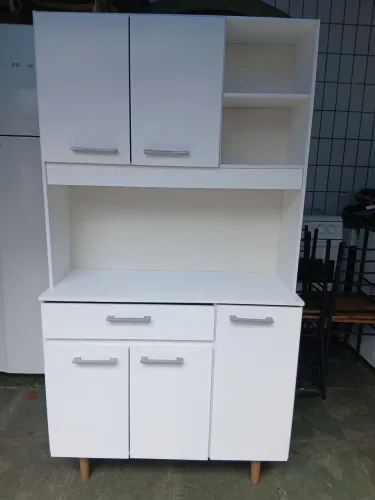 Armário de cozinha pequeno novinho. Medidas abaixo.