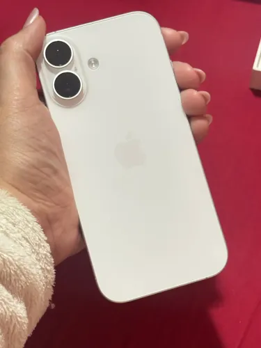 iPhone 17 branco ainda na garantia
