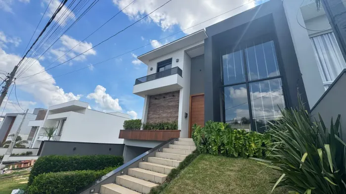 Sobrado de Alto Padrão no Vila Monte Verde com Piscina e Espaço Gourmet em Tatuí Interior