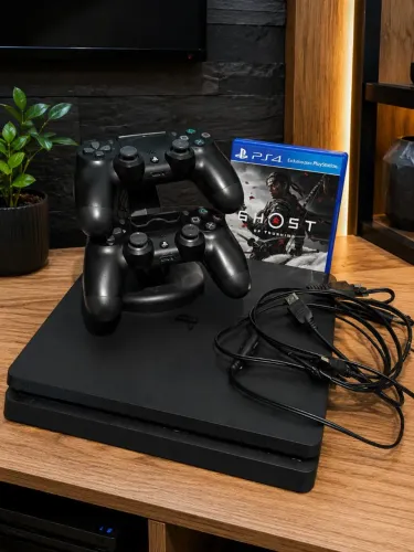 Ps4 slim 1TB