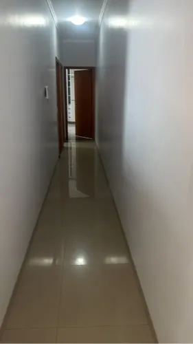 Alugo casa