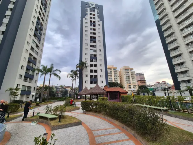 Imóvel para aluguel e venda com 68 metros quadrados com 3 quartos