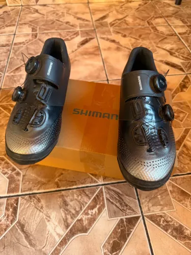 Sapatilha Shimano xc7 carbono 