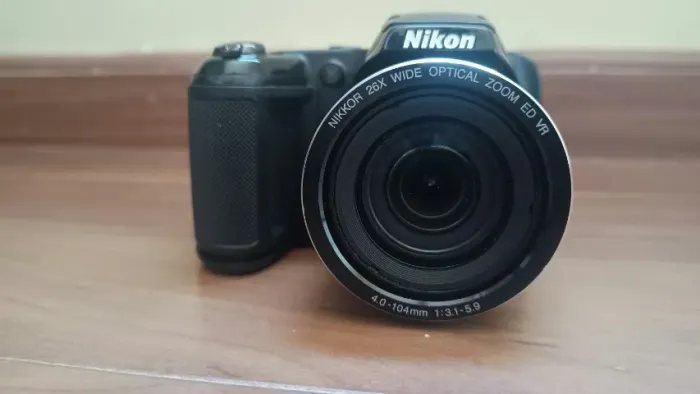 VENDO CÂMERA NIKON COOLPIX L810  