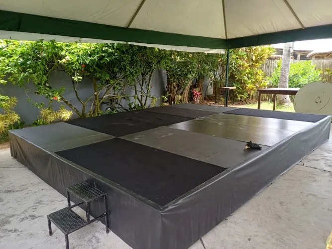 Palco - tablados - praticável - tenda