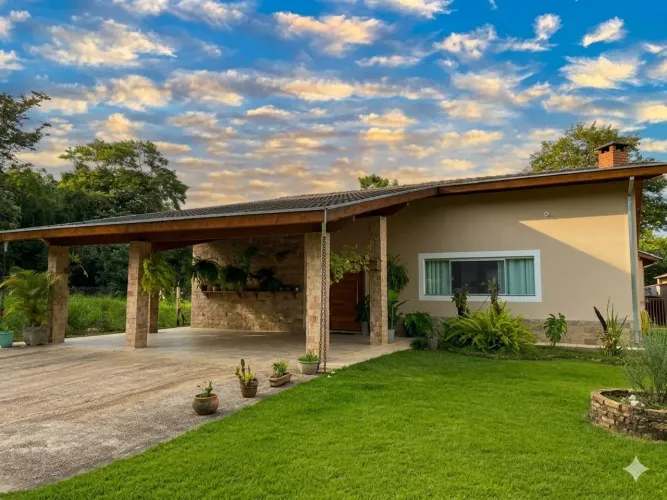 Chácara 1000 m - casa nova, 4 quartos sendo uma suíte