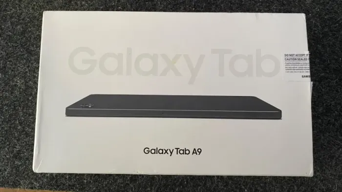 Samsung Galaxy Tab A9 64GB 4G SM-X115 - Novo (Aberto para Conferência)