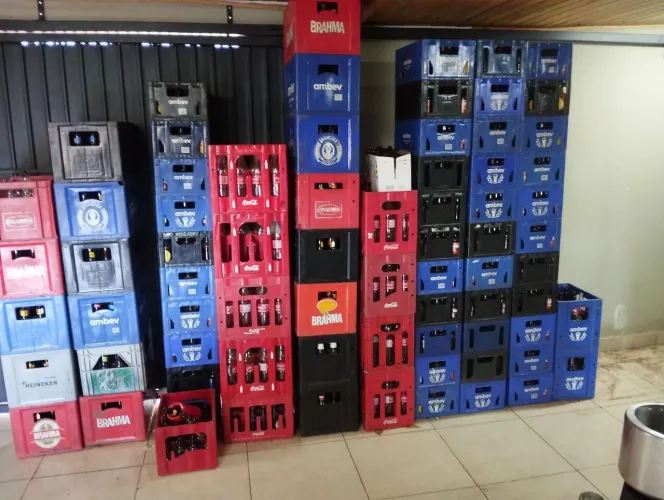 Vendo vasilhames com vcs para seu comércios