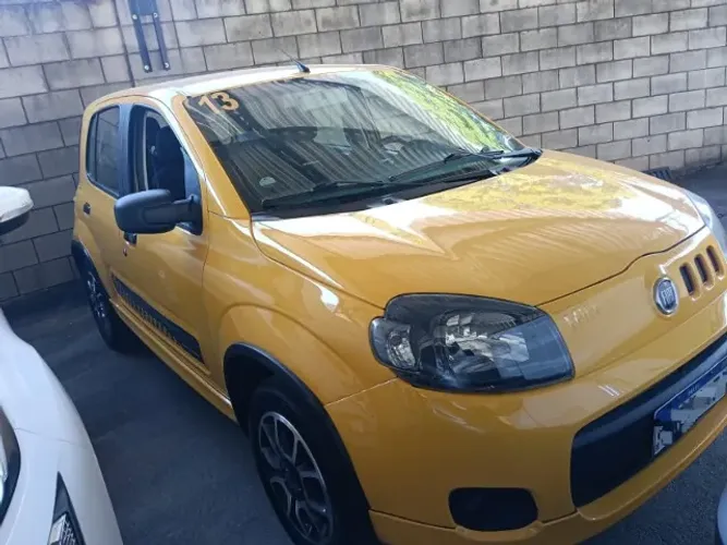 Fiat Uno Sporting 1.4 EVO Fire Flex 8V 4P 2013