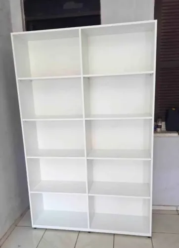 Multiuso MDF<br>1.87 Altura<br>1.20 largura<br>30 cm de profundid