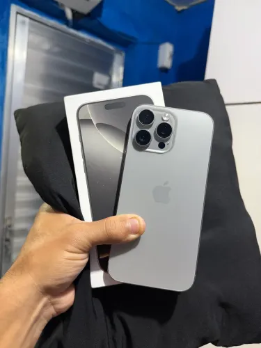 iPhone 16 Pro Max 256 GB - 3 Meses De Garantia - Aceito Cartão .
