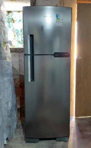 Geladeira Brastemp 375L Inox Nova