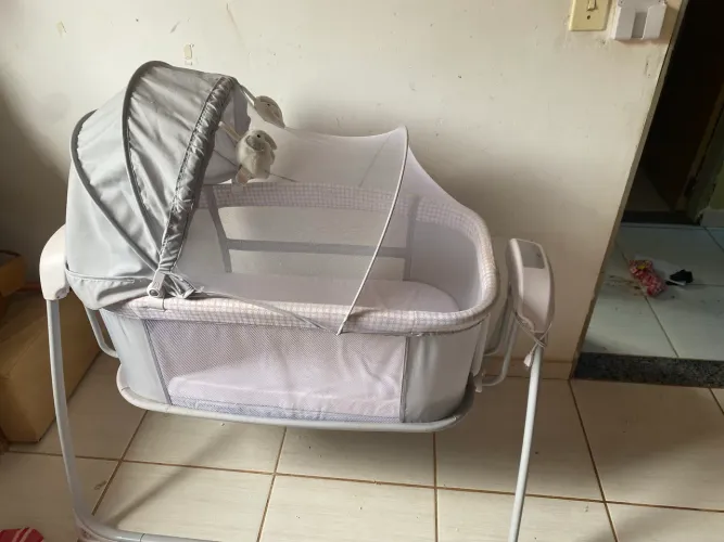 Vendo esse Berço moisés elétrico 