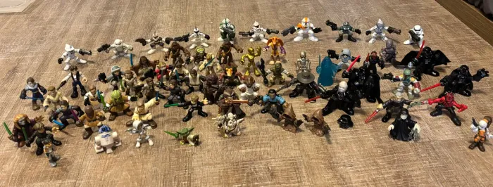 Colecionaveis/brinquedos realistas Star Wars