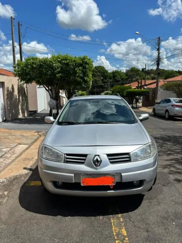 Renault Megane Grand Tour Dynam. Hi-flex 1.6 16V 2013