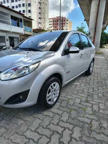 Ford Fiesta Sedan 1.6 16V Flex Mec. 2016