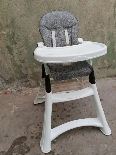 Cadeira de alimentação