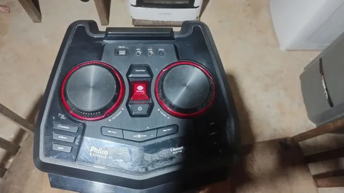 Caixa de som Philco