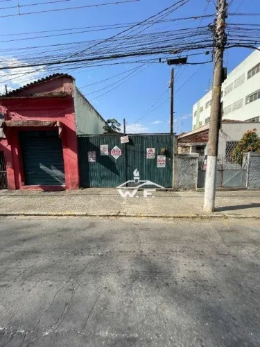 Casa com 3 quartos para alugar, 103 m² por R$ 1.800/mês - Pedregulho - Guaratinguetá/SP