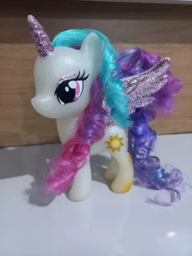 Pônei Princesa Celestia Glitter Reboot 15 cm