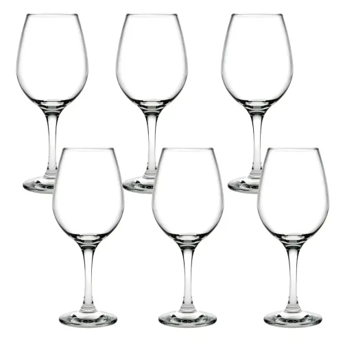 46 taças de Vinho e água e 26 taças de espumante