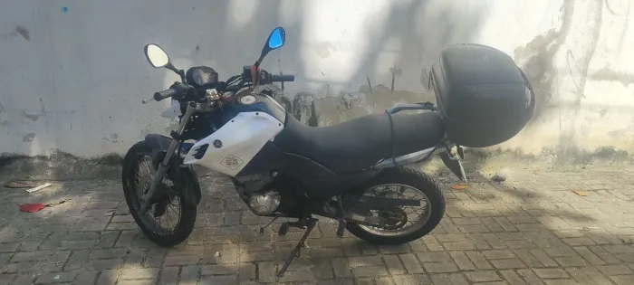 Crosser 2015 , Motor, câmbio e suspensão ok emplacada em meu nome