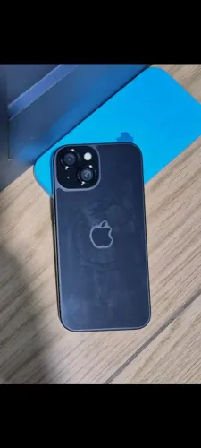 iPhone 15. 93%