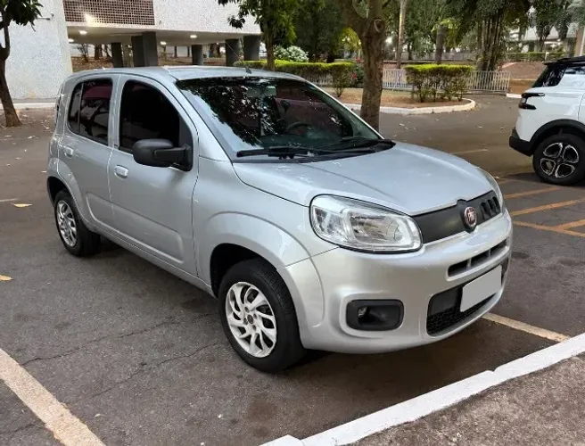 Fiat Uno Attractive 1.0 EVO Fire Flex 8V 5P 2016