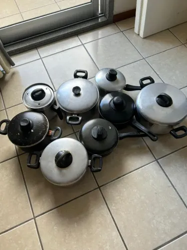 Panelas e utensílios de cozinha
