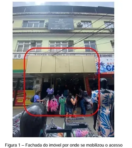 Centro comercial para aluguel possui 50 metros quadrados em Centro - Belford Roxo - RJ