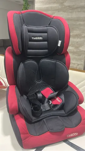 Cadeira Kiddo Preto e Vermelho 9 a 36kg