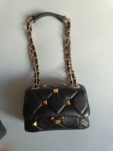 Bolsa Arezzo Mizz com pedrarias pequena original couro legítimo 