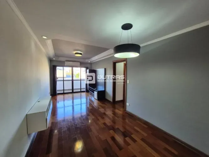 Apartamento para aluguel com 2 quartos no Edifício Trianon