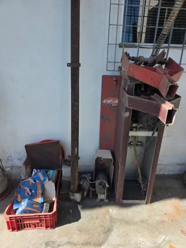 Material para manutenção de portões elétrico com 3 motores  Valor  1.200,00