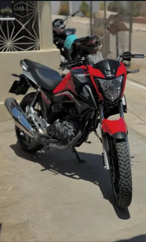 Titan 160 2023