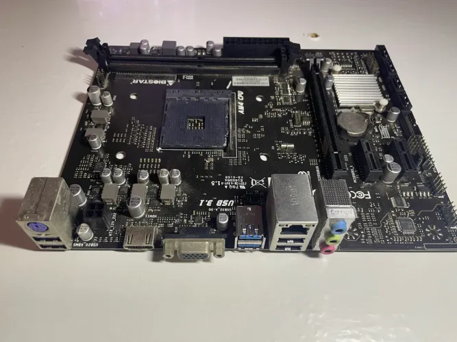 Placa mãe AMD AM4 Seminova