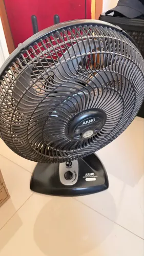 Ventilador de Mesa Arno Turbo