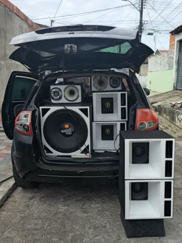 Vendo ou troco SOM AUTOMOTIVO